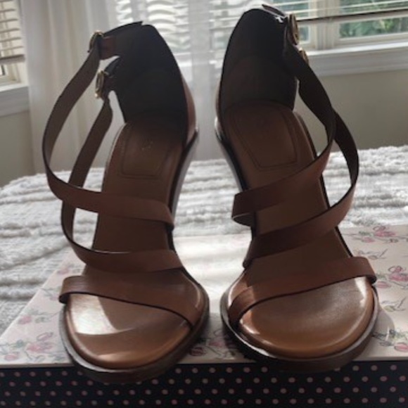 CHLOE BEIGE SHOE - Picture 9 of 15